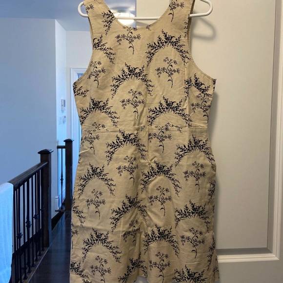 Brand new Gap knee length dress - Picture 1 of 3